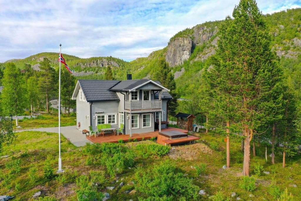 Hytte I Flott Natur Alta Luaran gambar