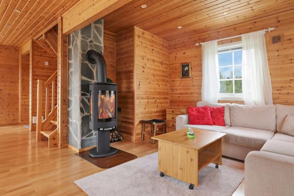 Hytte I Flott Natur Alta Luaran gambar
